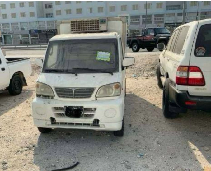 Municipal inspectors in Al Wakra conducting field inspections as part of the "My Civilized City" campaign to address hygiene and building regulation violations.