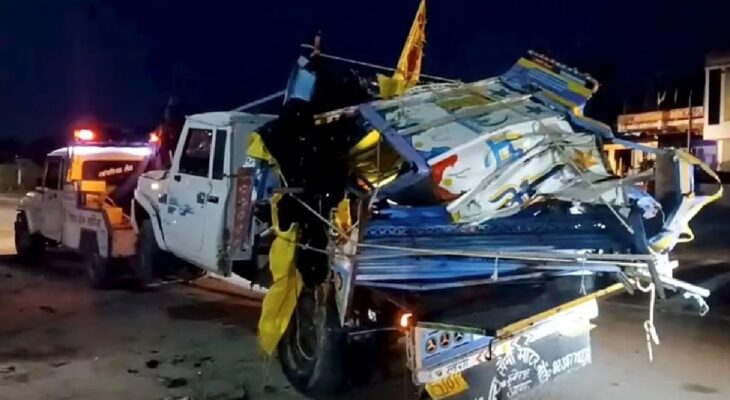 11 dead in west India road accident